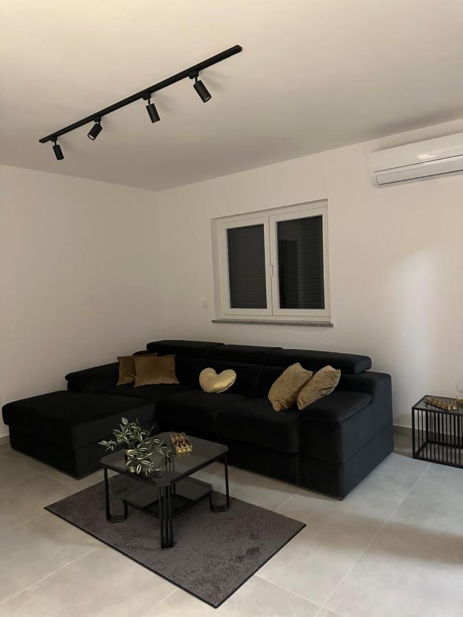 David Apartment *